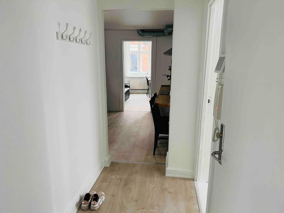 Lovely 1-Bedroom Condo In Aarhus C Экстерьер фото